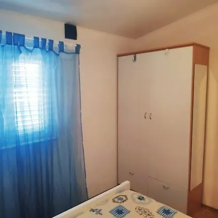 Lucica Apartment