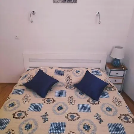 公寓 Lucica 耶泽拉