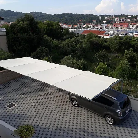 Lucica Appartement Jezera