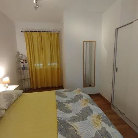 公寓 Lucica 耶泽拉