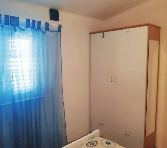 Lucica Апартаменты